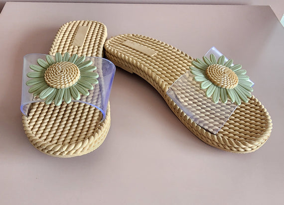 Sunflower Slippers [Transparent and Light Green]