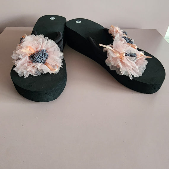 Spring Bloom High Slippers [BLACK/ PEACH FLOWER]