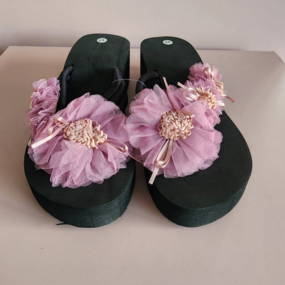 Spring Bloom High Slippers [BLACK/ PINK FLOWER]