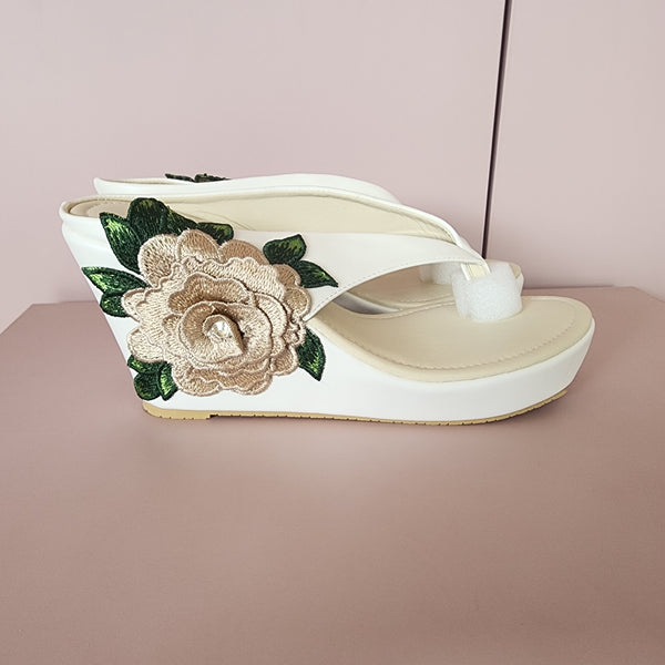 Toe Floral Sapo Wedges [WHITE/GREEN]