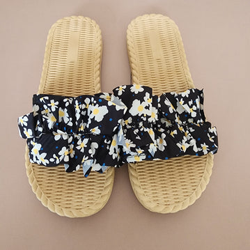 Cute Life Slippers [BLACK/WHITE]