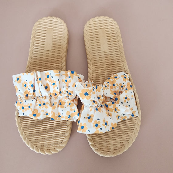 Cute Life Slippers [ORANGE/WHITE]